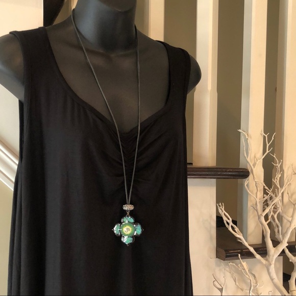 Ohm copper enameled, flame painted pendant on cord - Picture 4 of 7